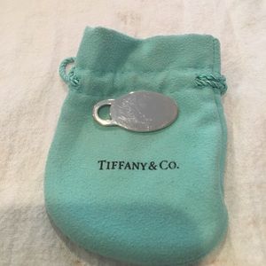 Tiffany & Co. oval charm